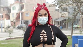 SUPER TETONA VENEZOLANA seduce a joven peruano para que se la folle y se venga en sus tetas